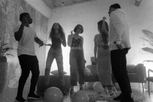 This Is How To Celebrate Birthday With Friends